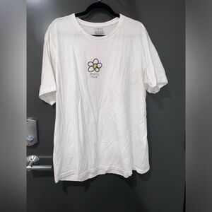 *SOLD* Daisy Street Plus relaxed t-shirt with groovy chick back print